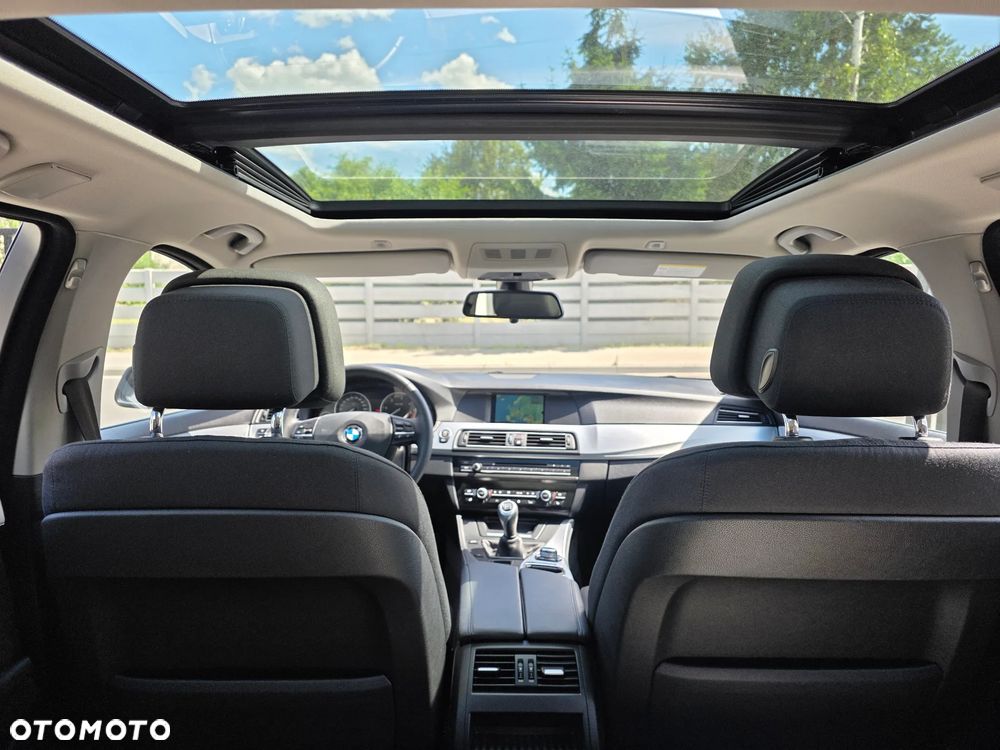 BMW Seria 5 520d - 8