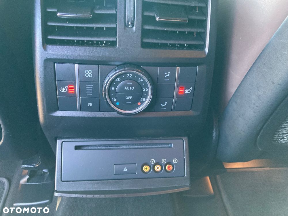 Mercedes-Benz GLS - 15