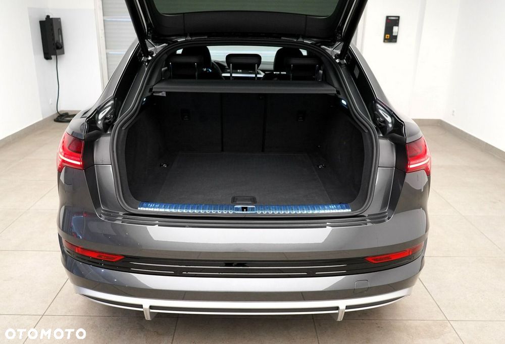 Audi e-tron Sportback - 9