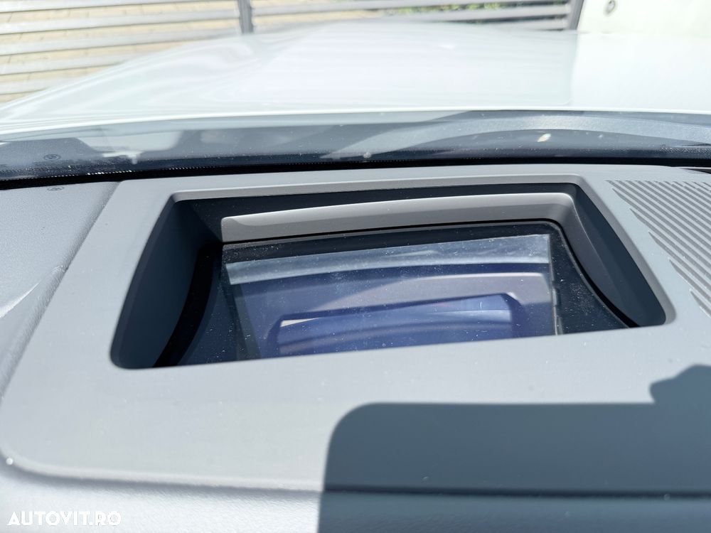 BMW Seria 5 520d AT MHEV - 25