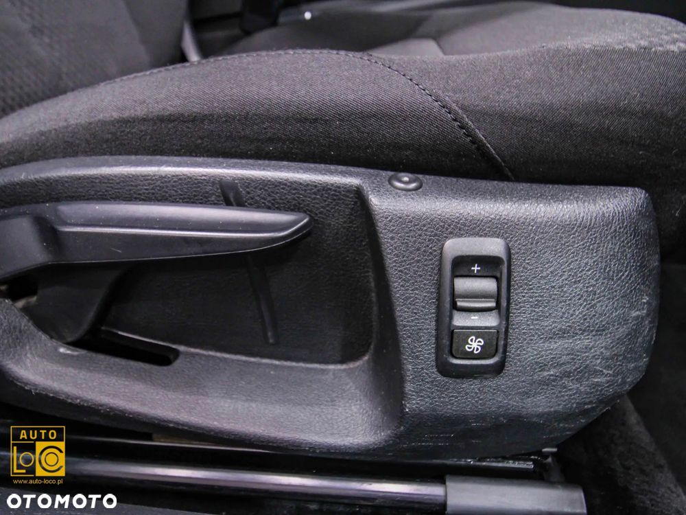 Volkswagen Passat 2.0 Blue TDI DSG SCR Comfortline - 27