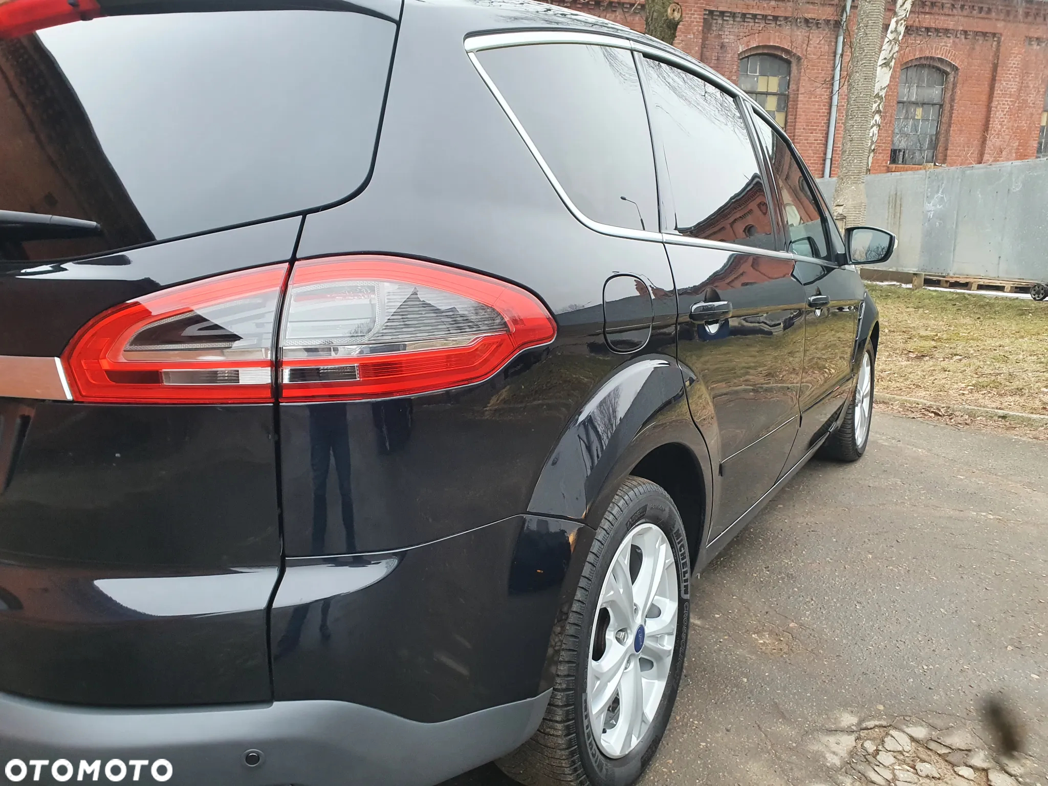 Ford S-Max 2.0 TDCi DPF Titanium - 4