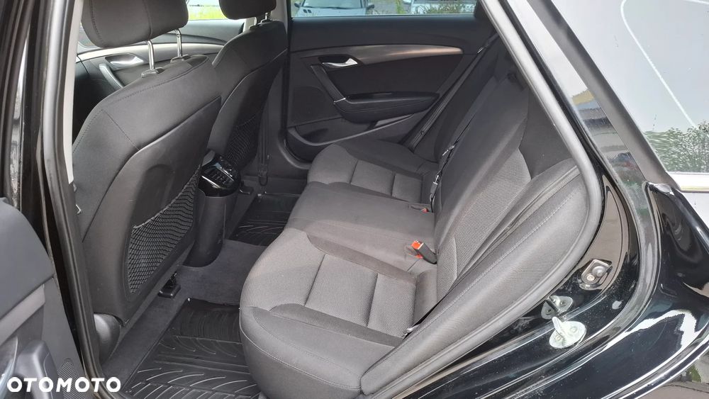 Hyundai i40 Kombi 1.6 Trend - 14