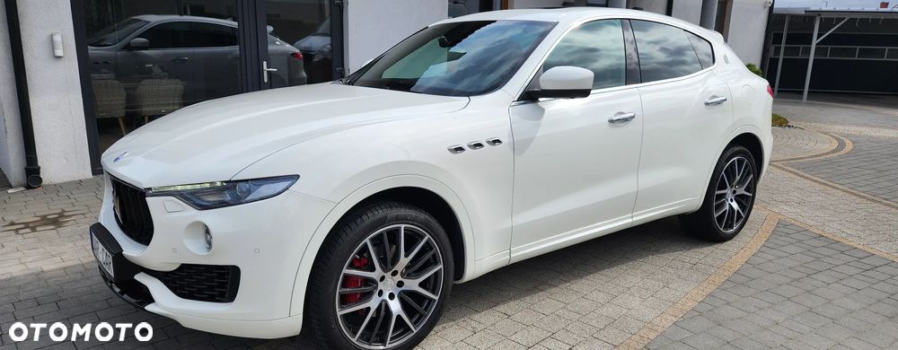 Maserati Levante Diesel Granlusso - 3