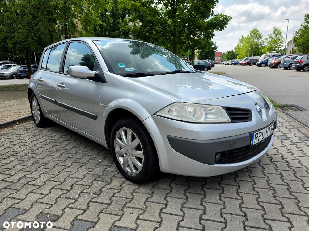 Renault Megane 1.6 16V Air - 9