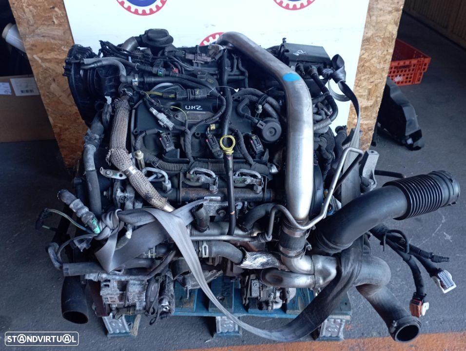 Motor Peugeot 407/607/Citroen C6/C8 2.7 Hdi Ref: UHZ - 2