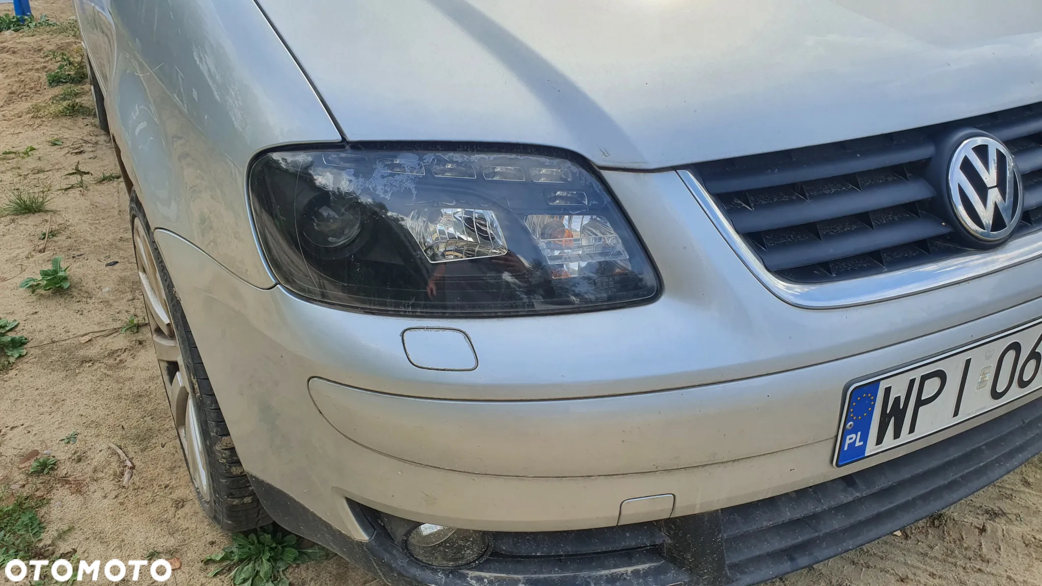 Volkswagen Touran - 2