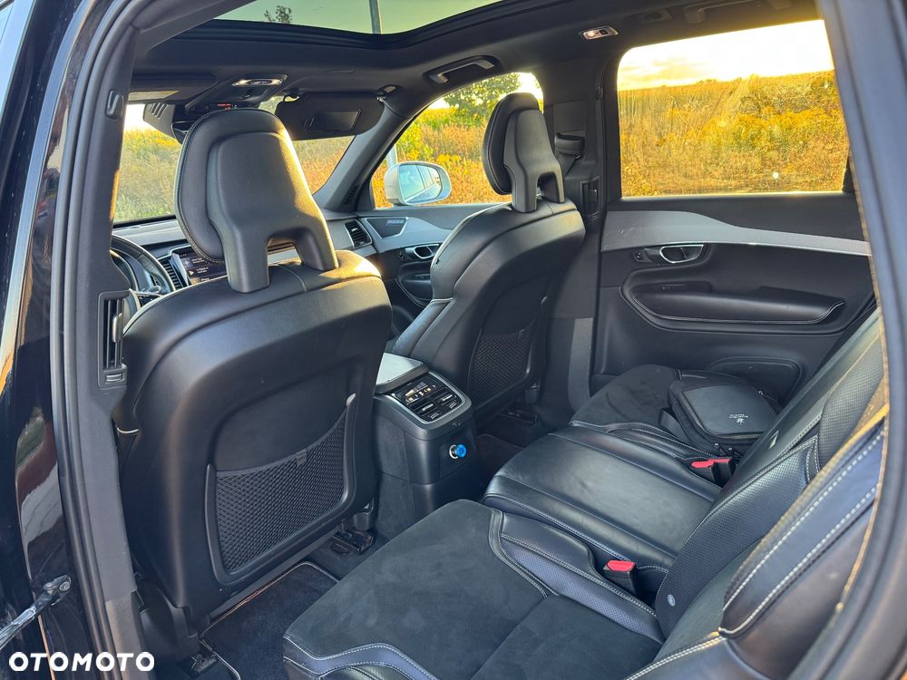 Volvo XC 90 - 30