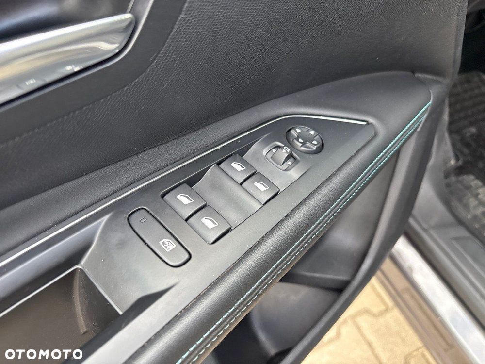 Peugeot 5008 1.5 BlueHDi Allure S&S EAT8 - 12