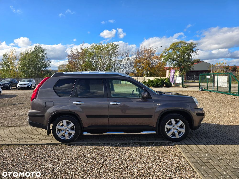 Nissan X-Trail 2.0 dCi LE - 6