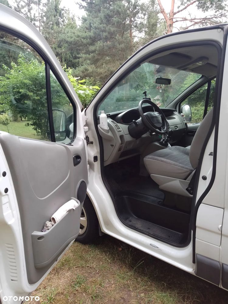 Renault Trafic - 11