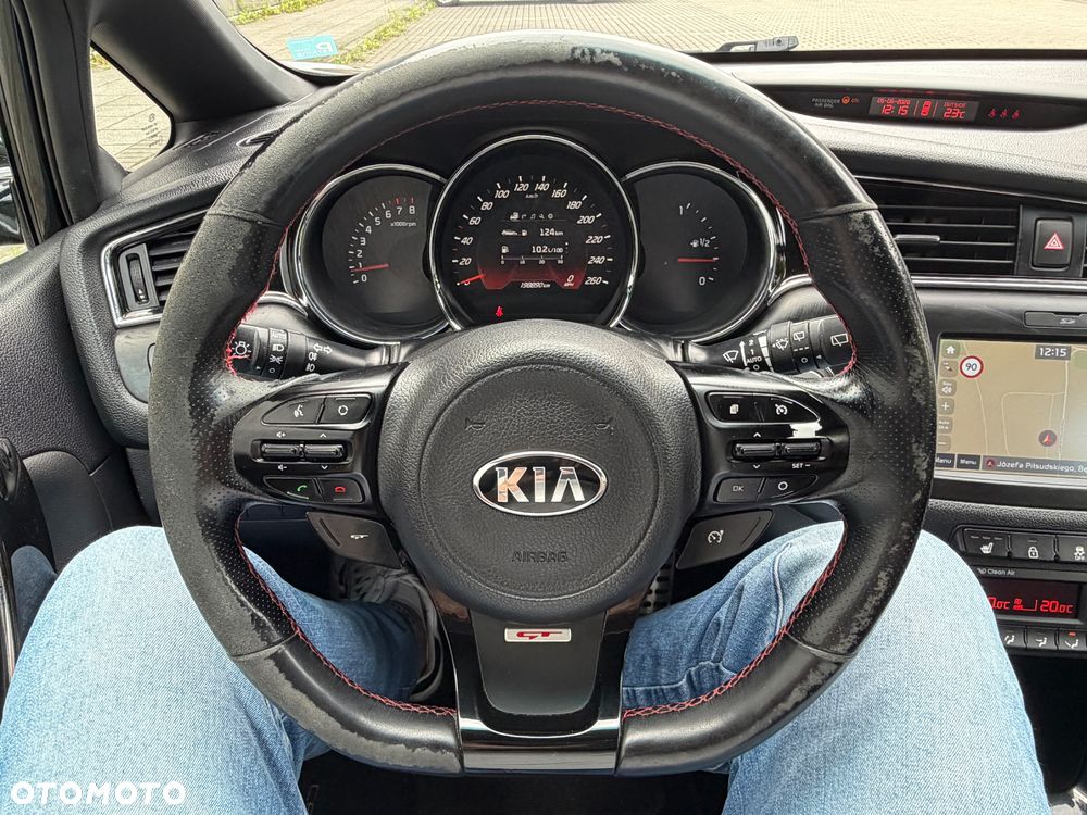 Kia Ceed 1.6 T-GDI GT - 10