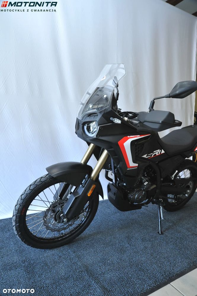 QJMOTOR SRT 300DX - 7