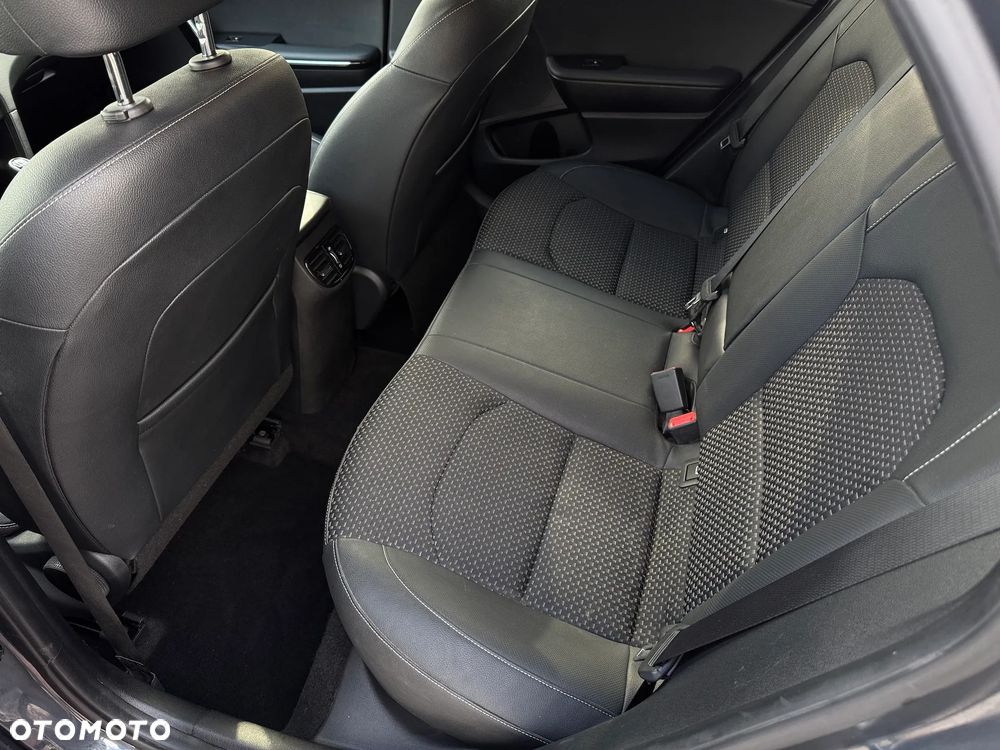 Kia XCeed 1.0 T-GDI L - 10