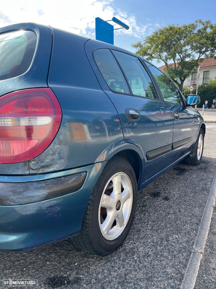Nissan Almera 1.5 Comfort ABS+AC - 10
