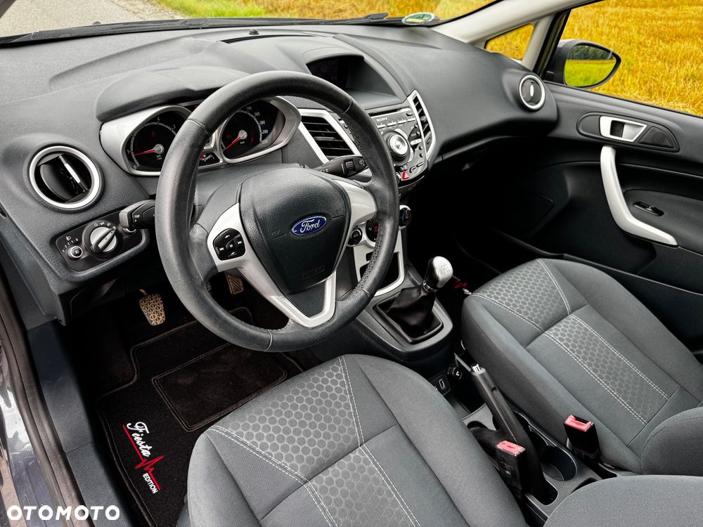 Ford Fiesta 1.25 Titanium - 26