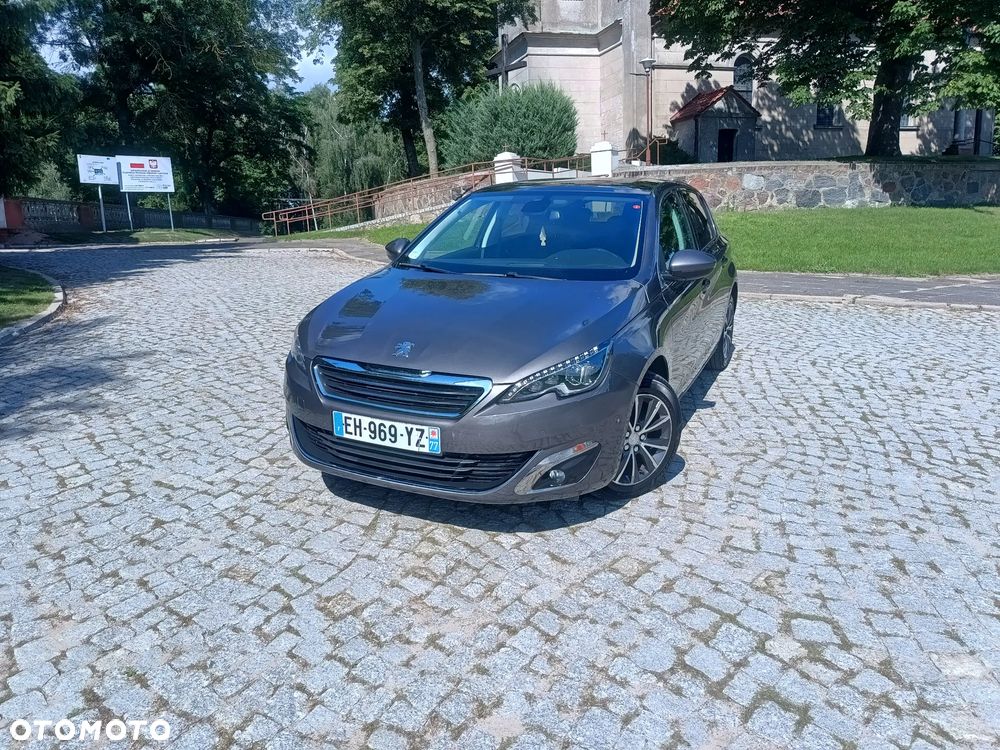 Peugeot 308 1.6 BlueHDi Allure S&S - 25