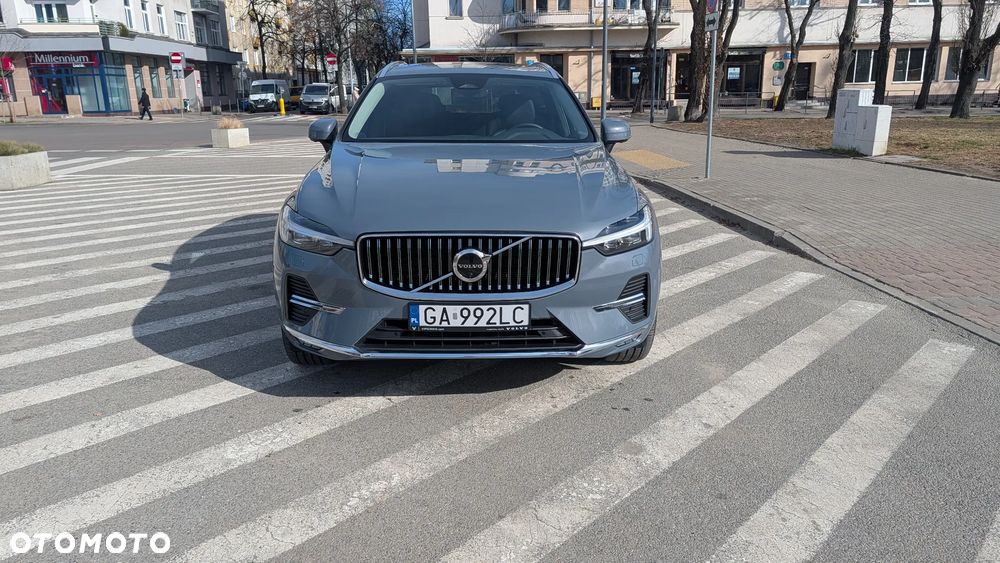 Volvo XC 60 B5 B AWD Plus Bright - 3