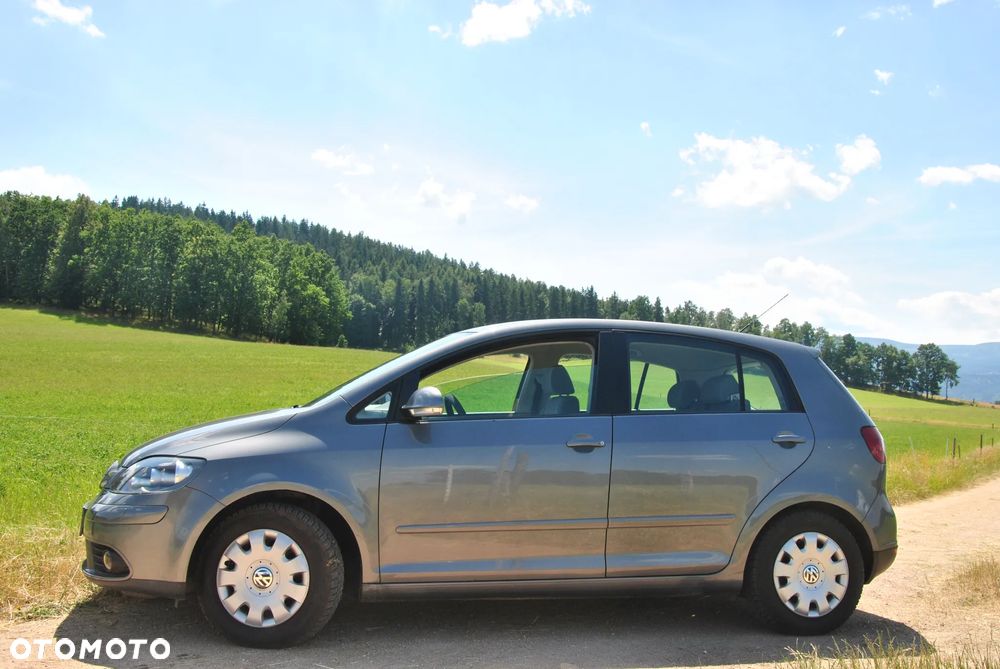 Volkswagen Golf Plus 1.6 FSI Comfortline - 18