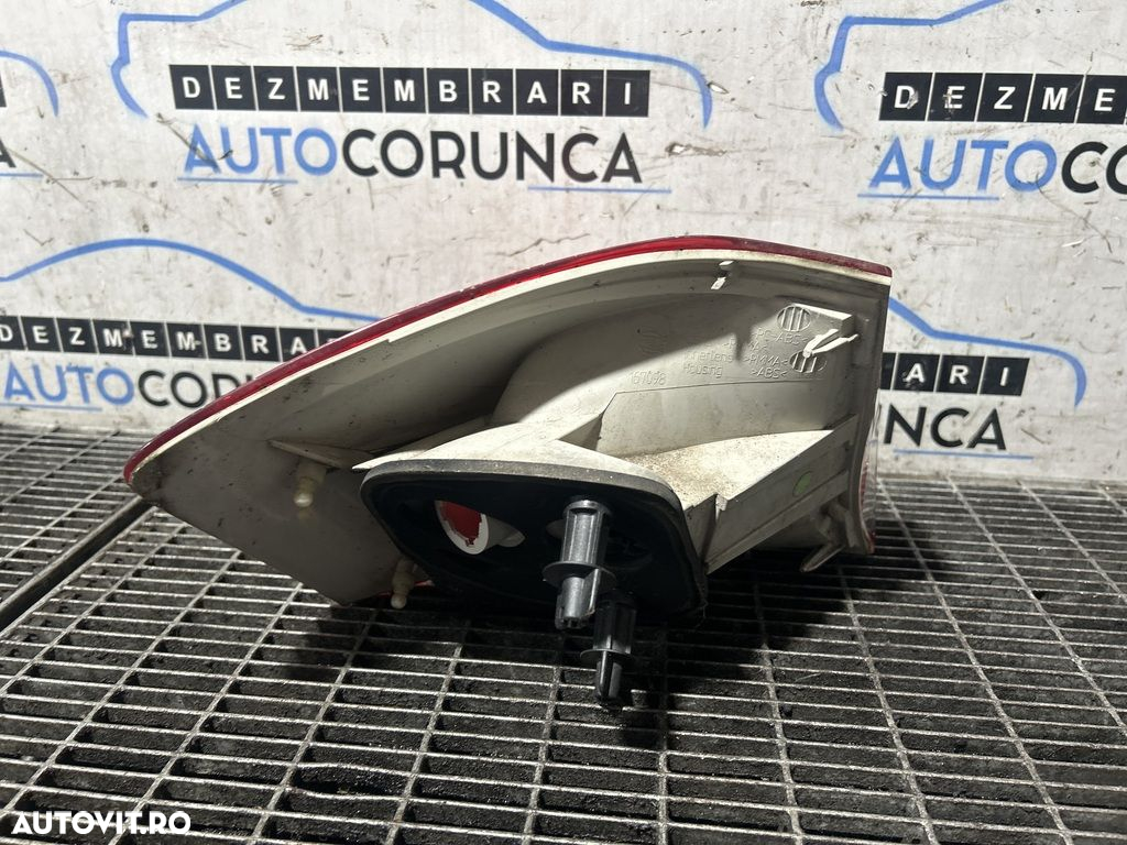 Stop Dreapta Ford Kuga 2010 - 2014 SUV 4 Usi (1292) Bec clasic - 2