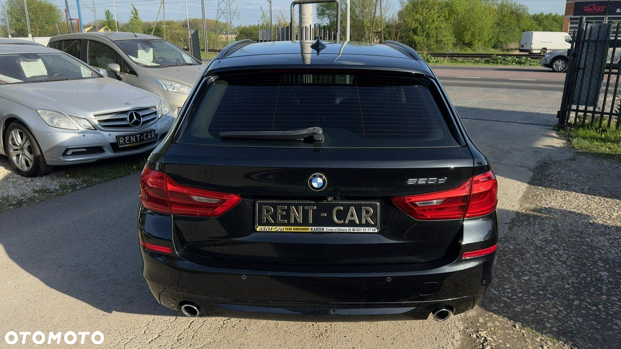 BMW Seria 5 - 36