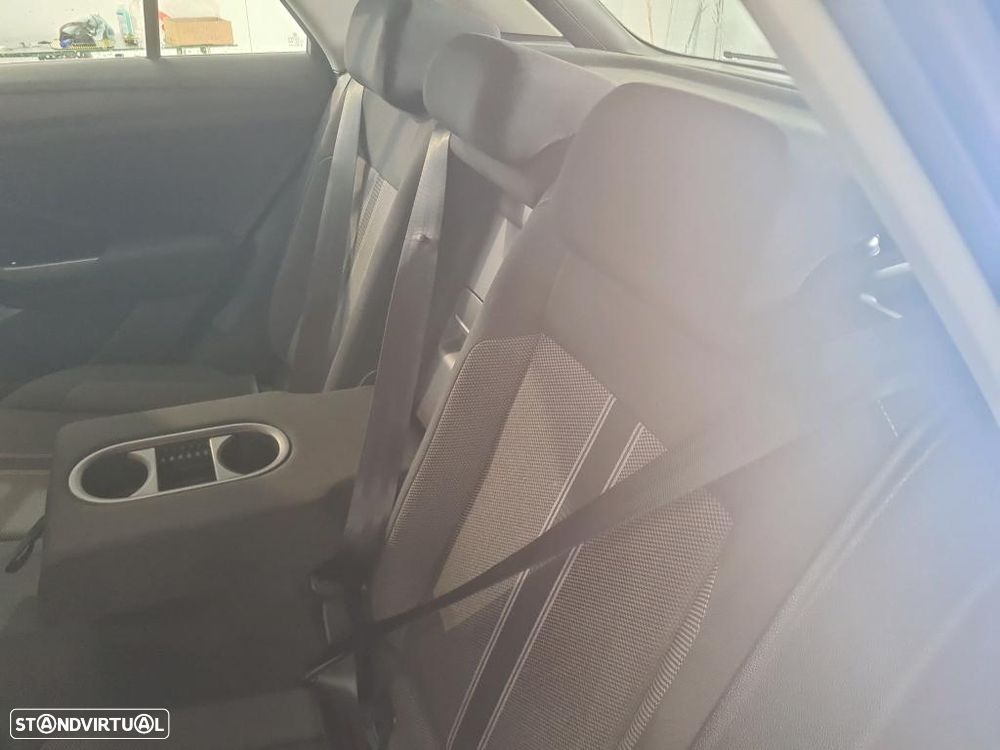 VW T-Roc 1.6 TDI Style - 5