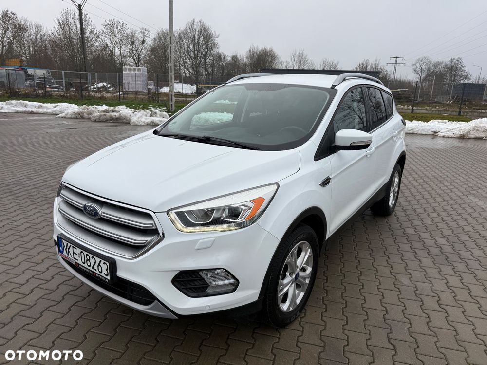 Ford Kuga 1.5 EcoBoost 2x4 Cool & Connect - 1