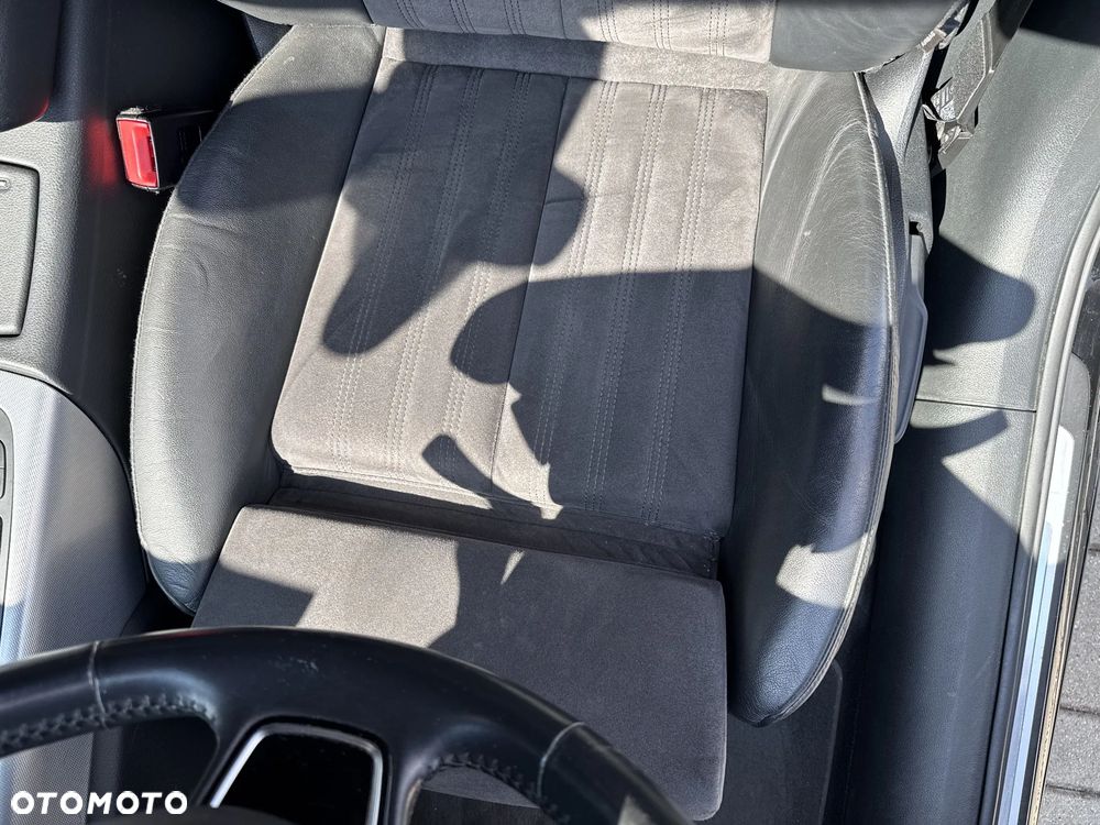 Audi A6 Avant 2.0 TDI Ultra DPF S tronic - 19