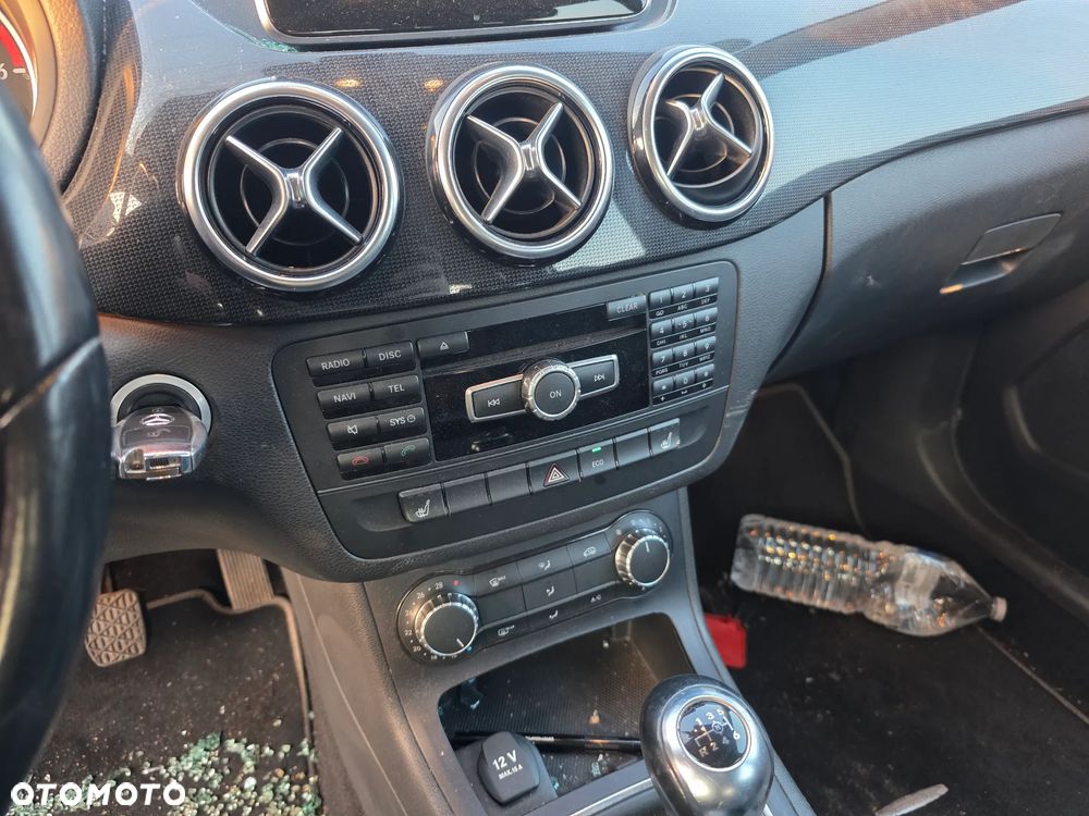 Mercedes-Benz Klasa B 180 CDI (BlueEFFICIENCY) - 20