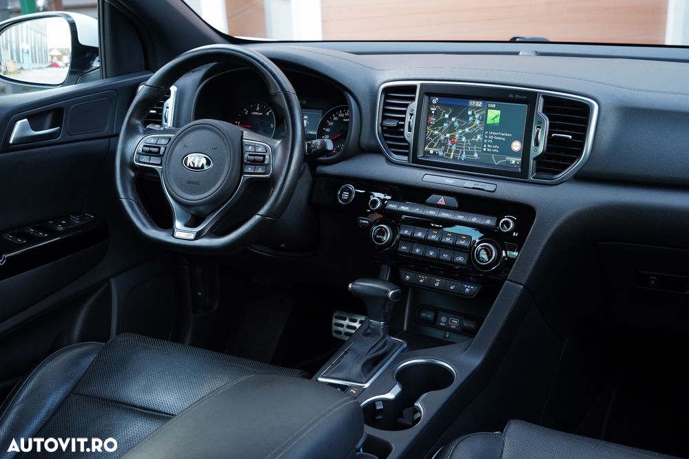 Kia Sportage 2,0 CRDI AWD Aut. GT Line - 8