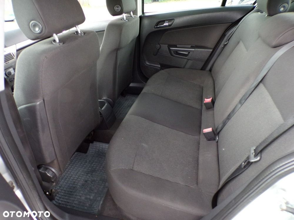 Opel Astra - 26