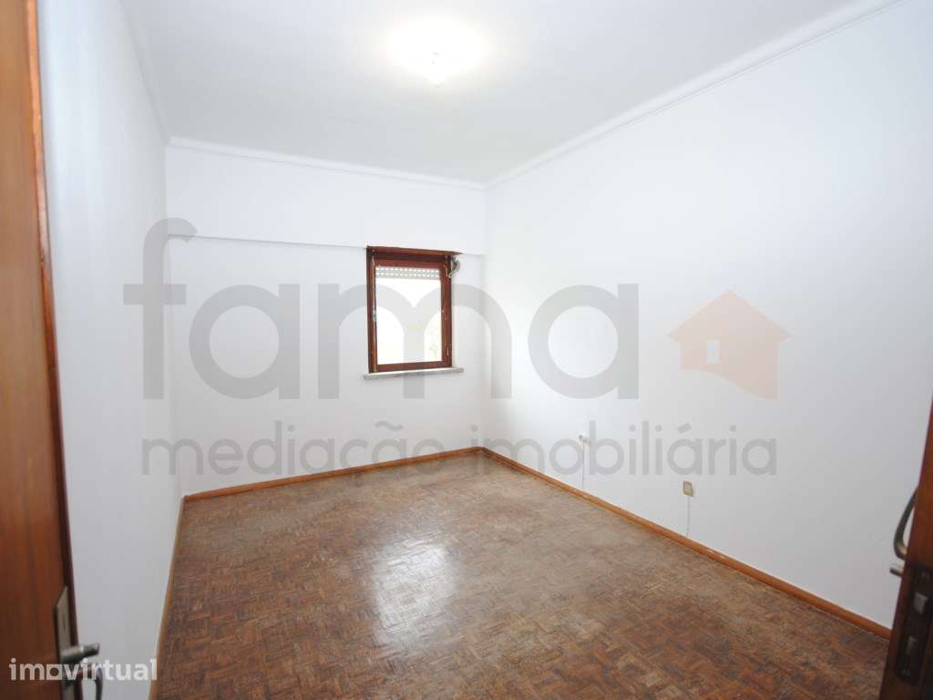 Apartamento T2 para Remodelação Total - Oeiras - Grande imagem: 4/22