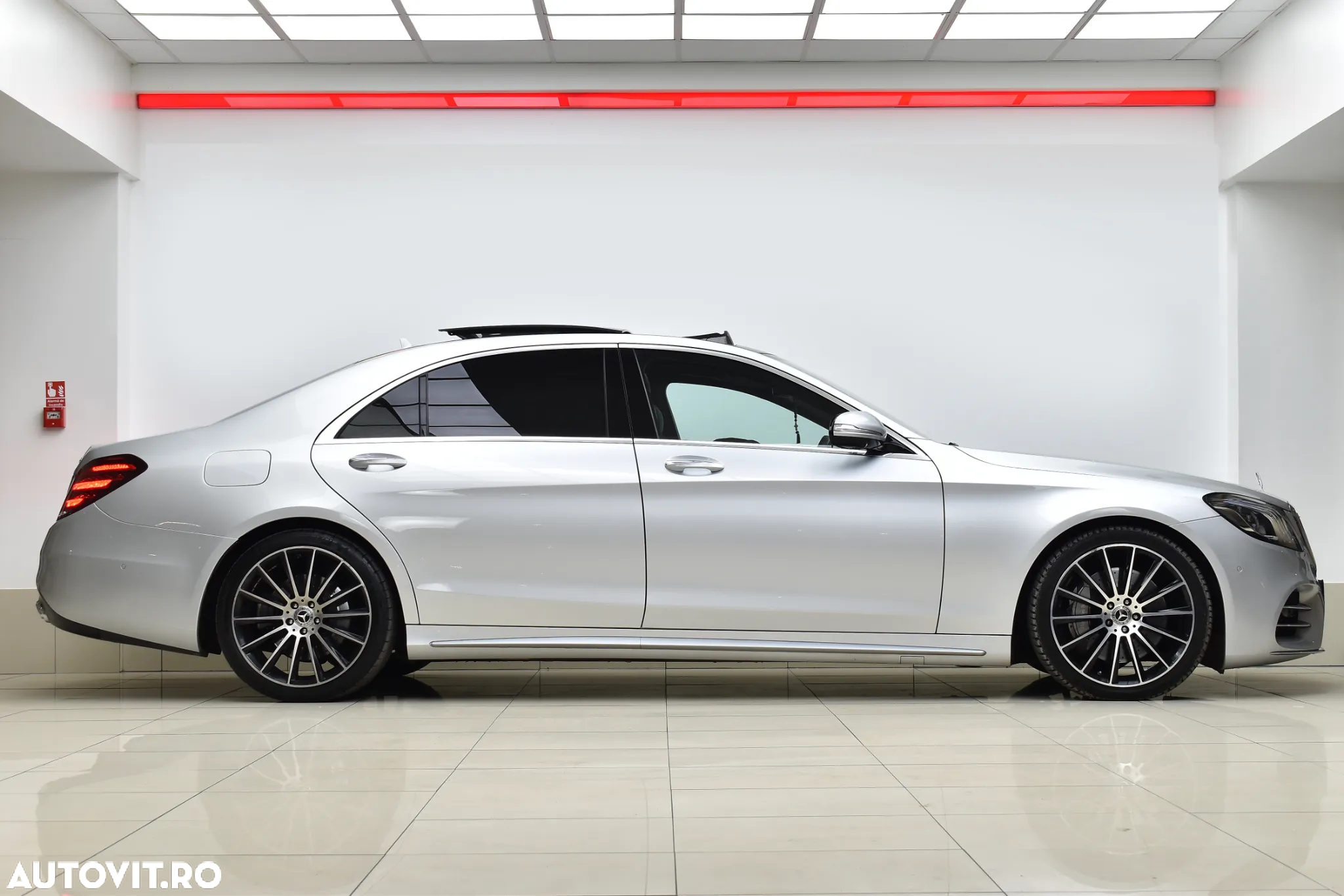 Mercedes-Benz S 400 d L 4Matic 9G-TRONIC - 2