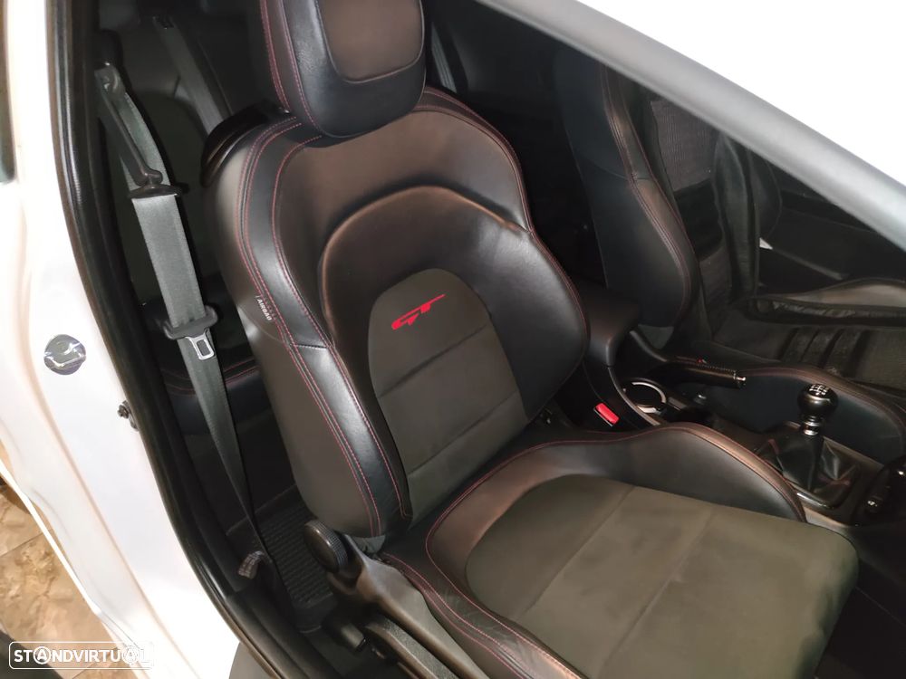 Kia Ceed S Coupé 1.6 T-GDi GT Top - 14