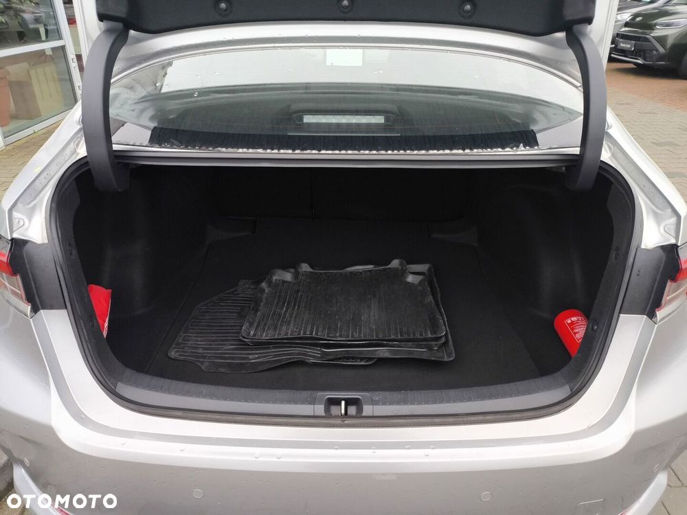 Toyota Corolla 1.5 Comfort - 13