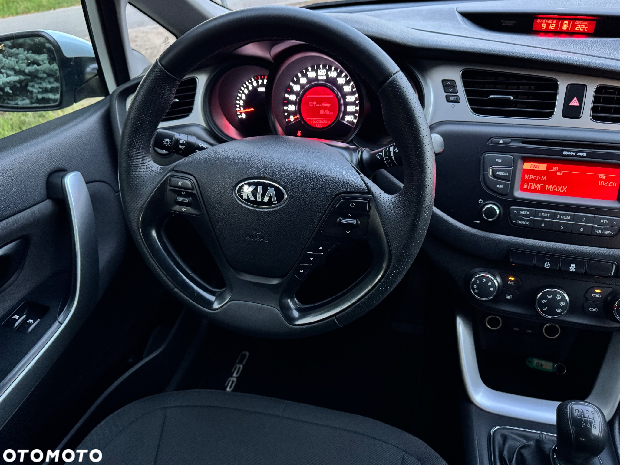 Kia Ceed - 13