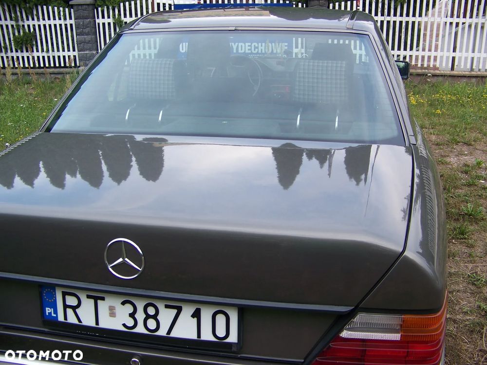 Mercedes-Benz Klasa E - 13