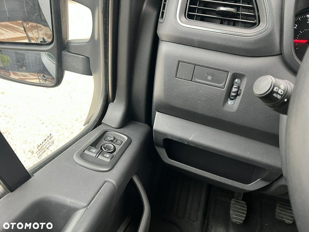 Renault Master - 10