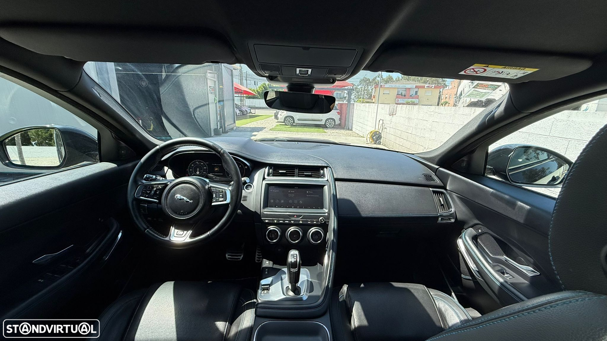 Jaguar E-Pace 2.0 i4D R-Dynamic AWD Aut. - 22