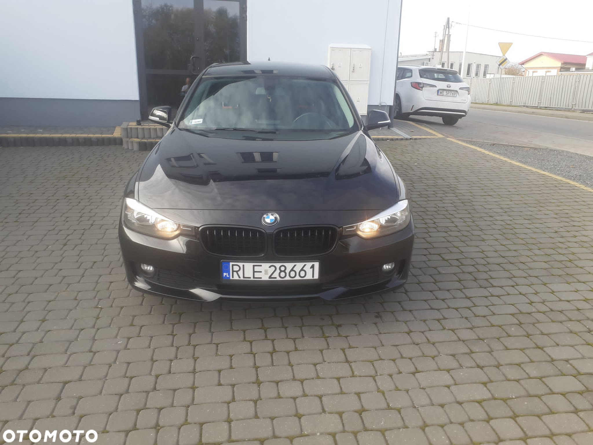 BMW Seria 3 316i - 2