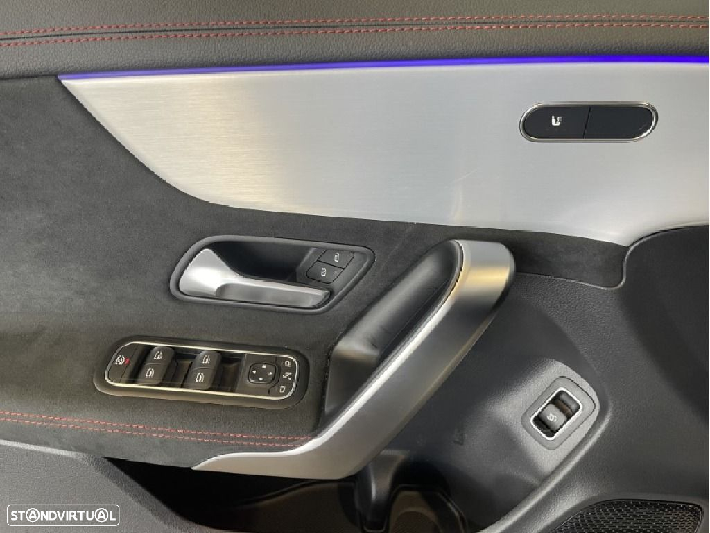 Mercedes-Benz CLA 180 - 14