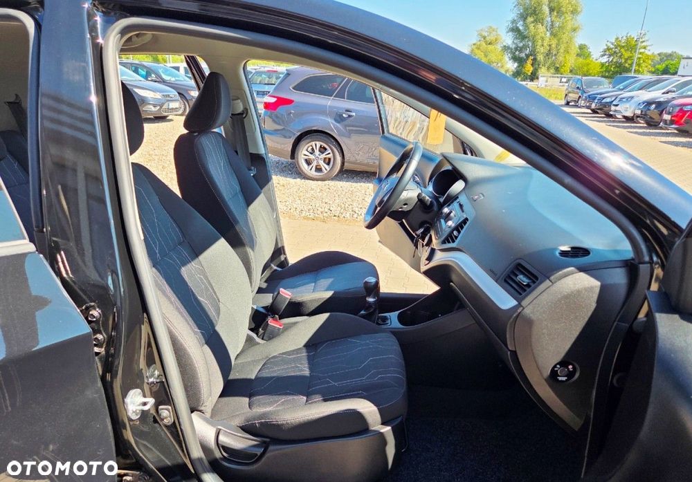Kia Picanto - 24