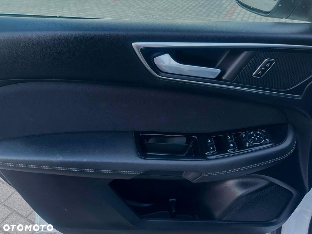 Ford S-Max 1.5 EcoBoost Titanium - 4