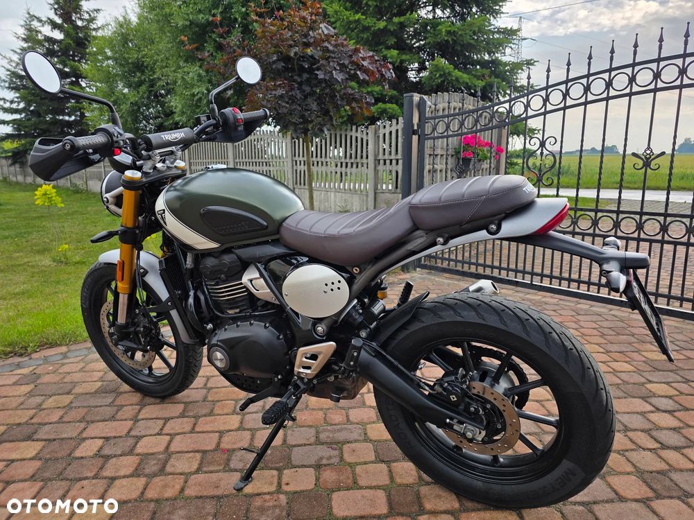 Triumph Scrambler - 12