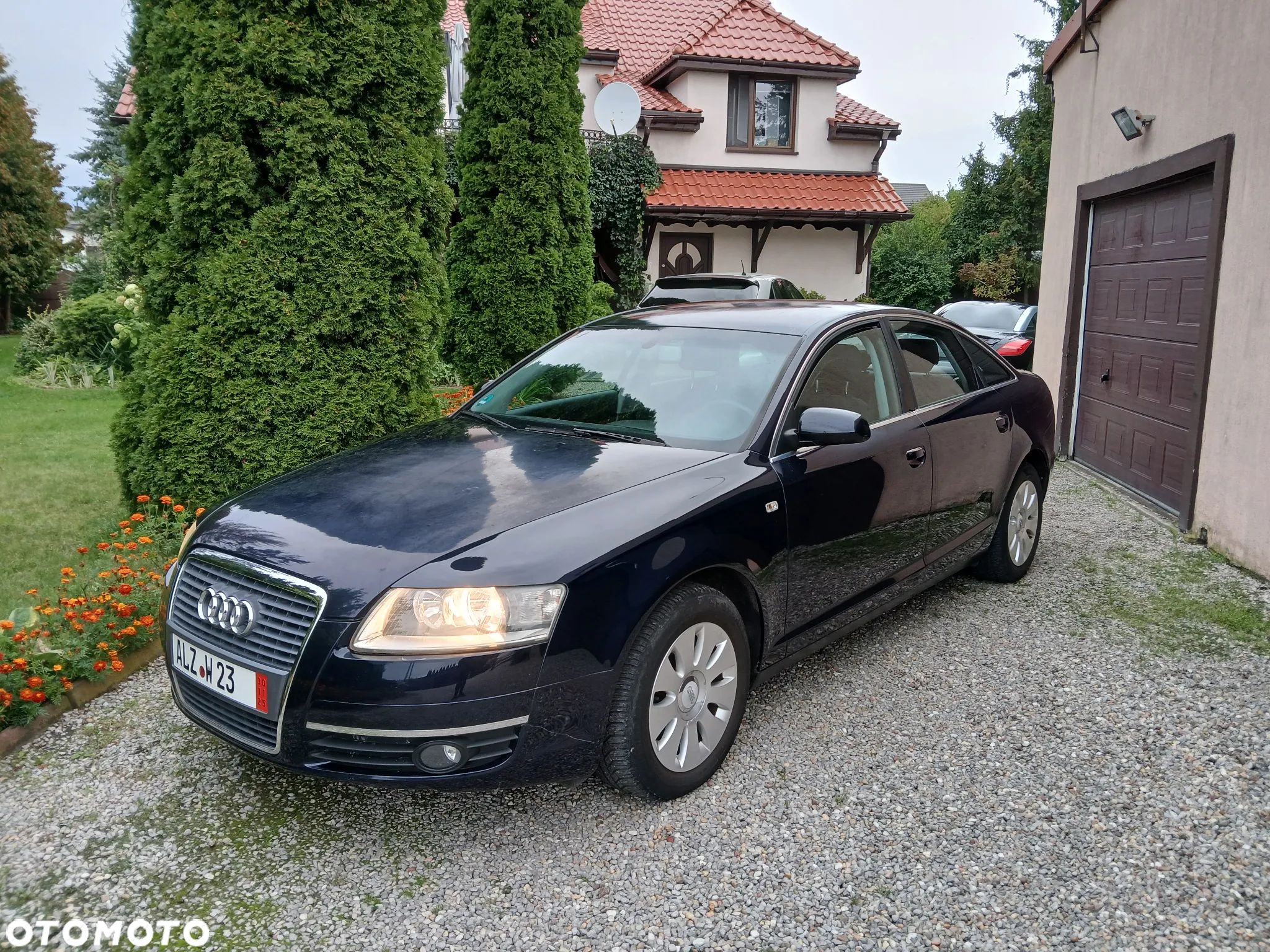 Audi A6 2.4 - 1