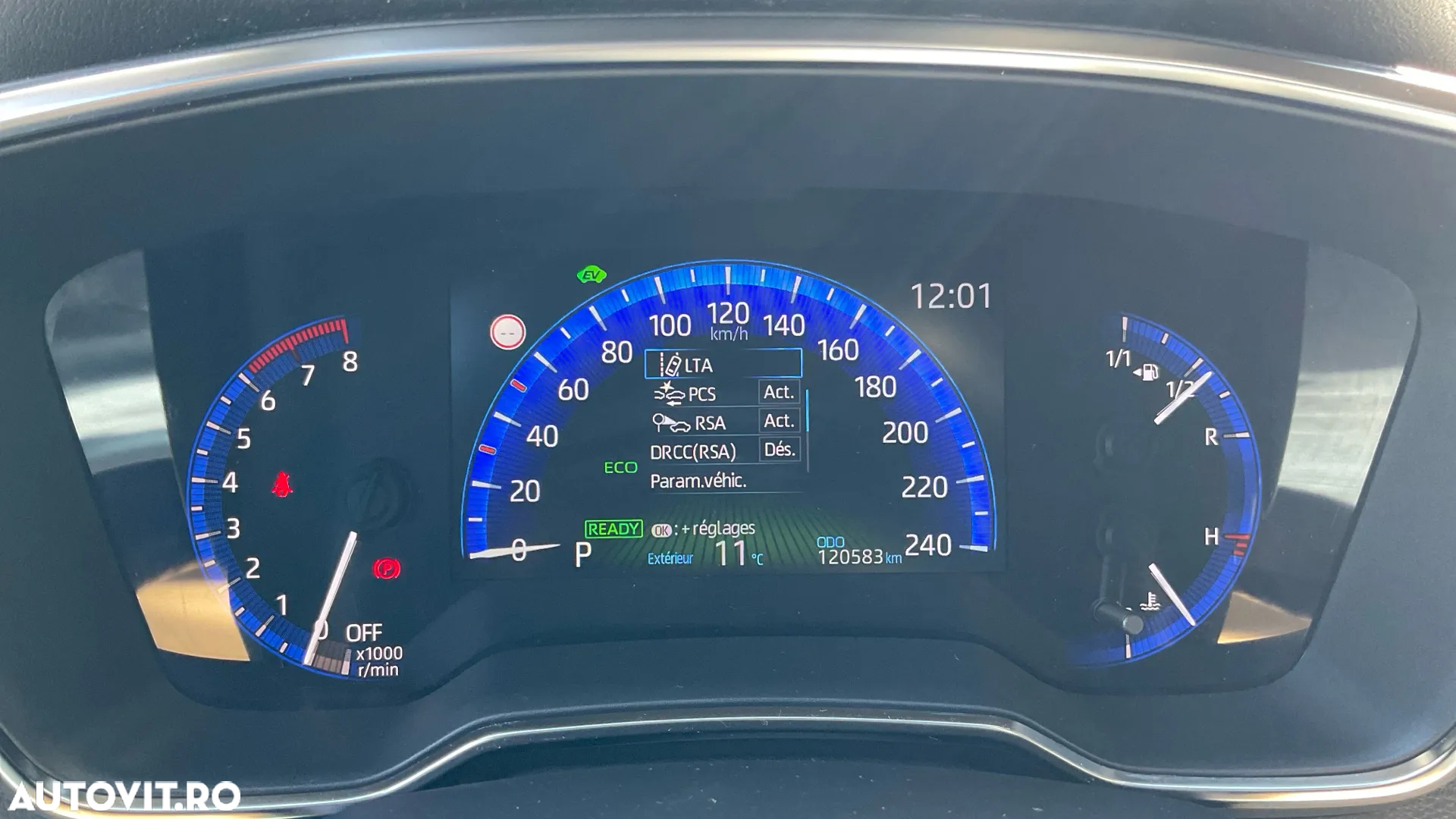 Toyota Corolla 2.0 HSD Dynamic interior Negru - 27