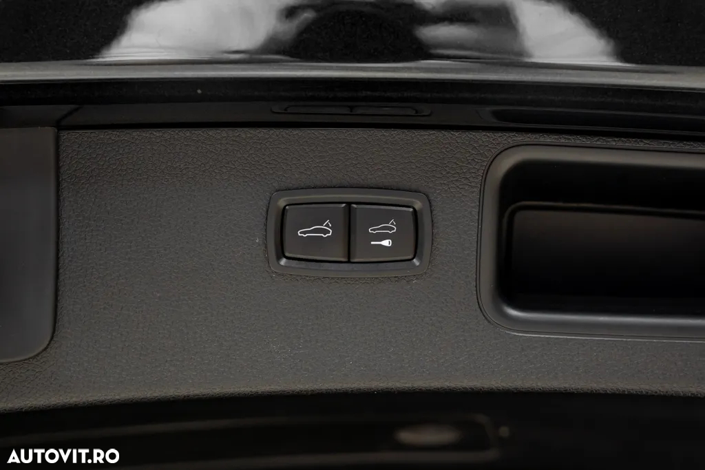 Porsche Macan S - 23