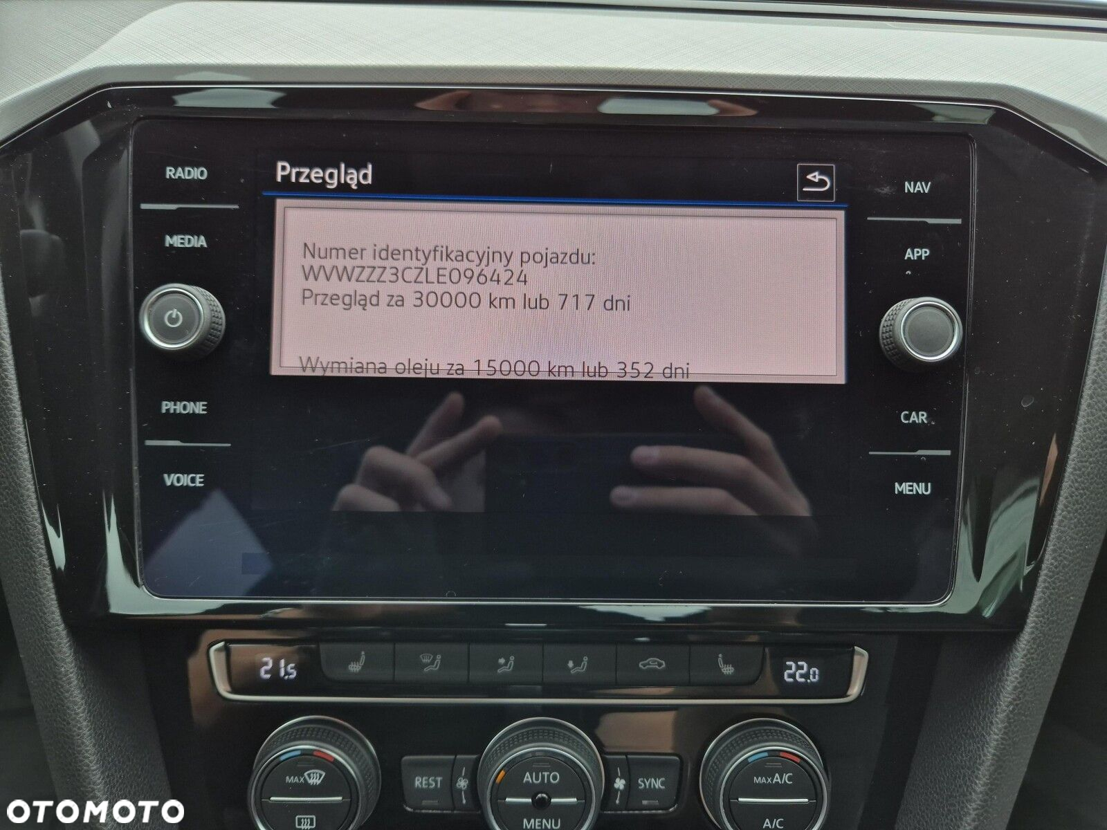 Volkswagen Passat 2.0 TSI Business DSG - 28