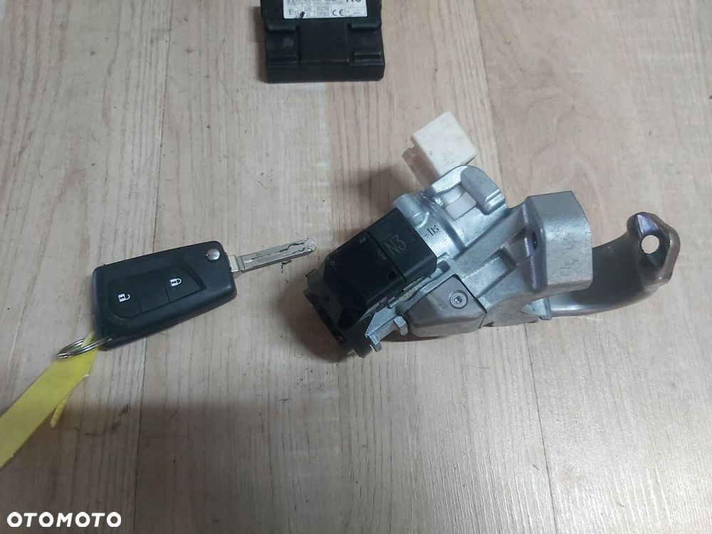 Toyota AYGO II komputer silnika stacyjka kluczyk zestaw odpalenia - 2