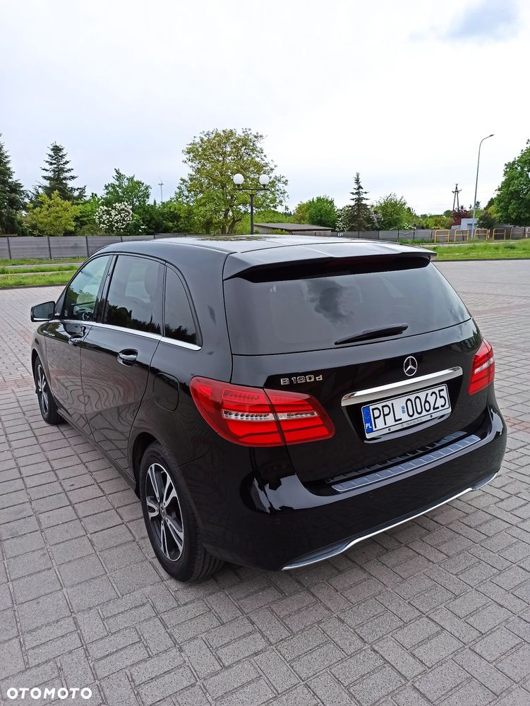 Mercedes-Benz Klasa B 180 (CDI) d 7G-DCT AMG Line - 5